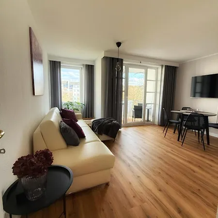 Carree 31 Balkon, Privatparkplatz, Aufzug, Kaffee *